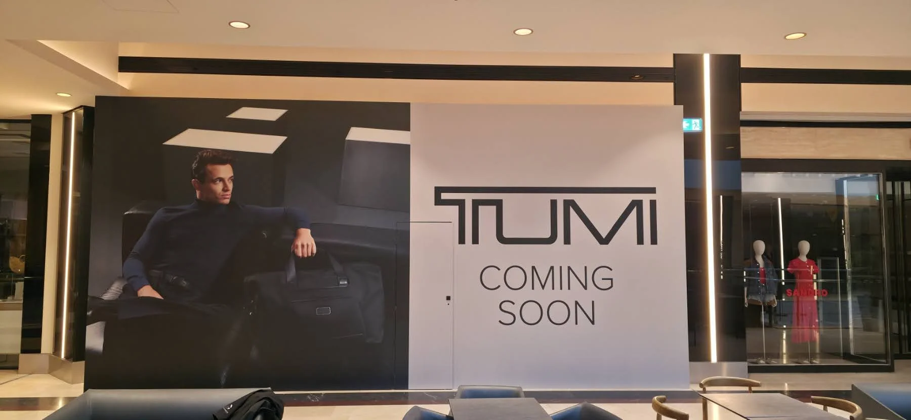 TUMI · Κάλυψη καταστήματος