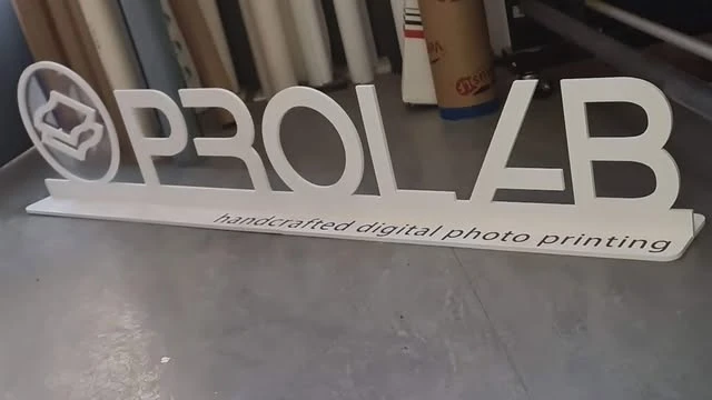 PROLAB · Ανάγλυφα γράμματα